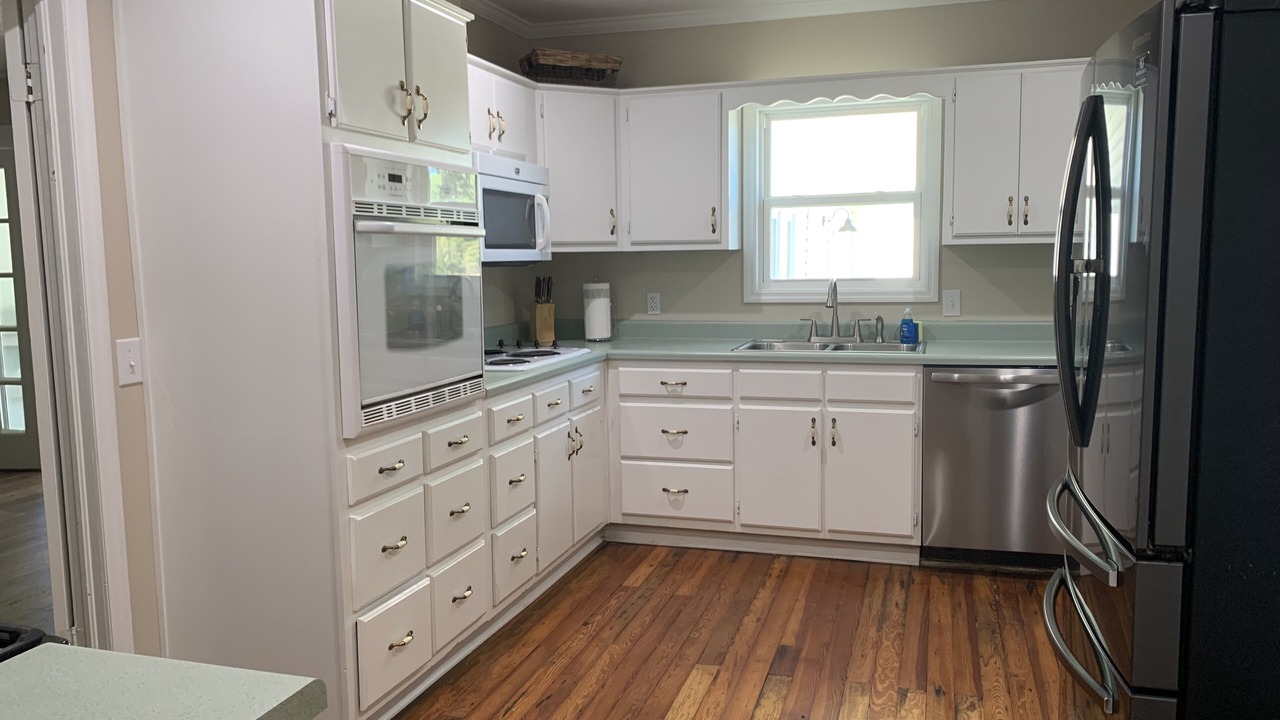 Photo of Kitchen in DeSoto County