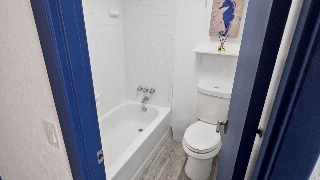 Photo of Bathroom in Schulte Park