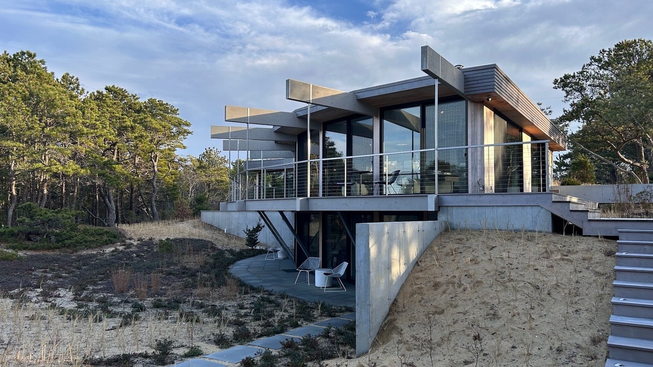 Photo of Outdoor in Indian Neck Heights