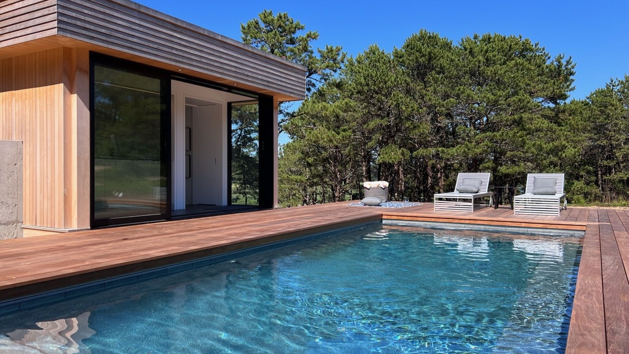 Photo of Outdoor in Indian Neck Heights