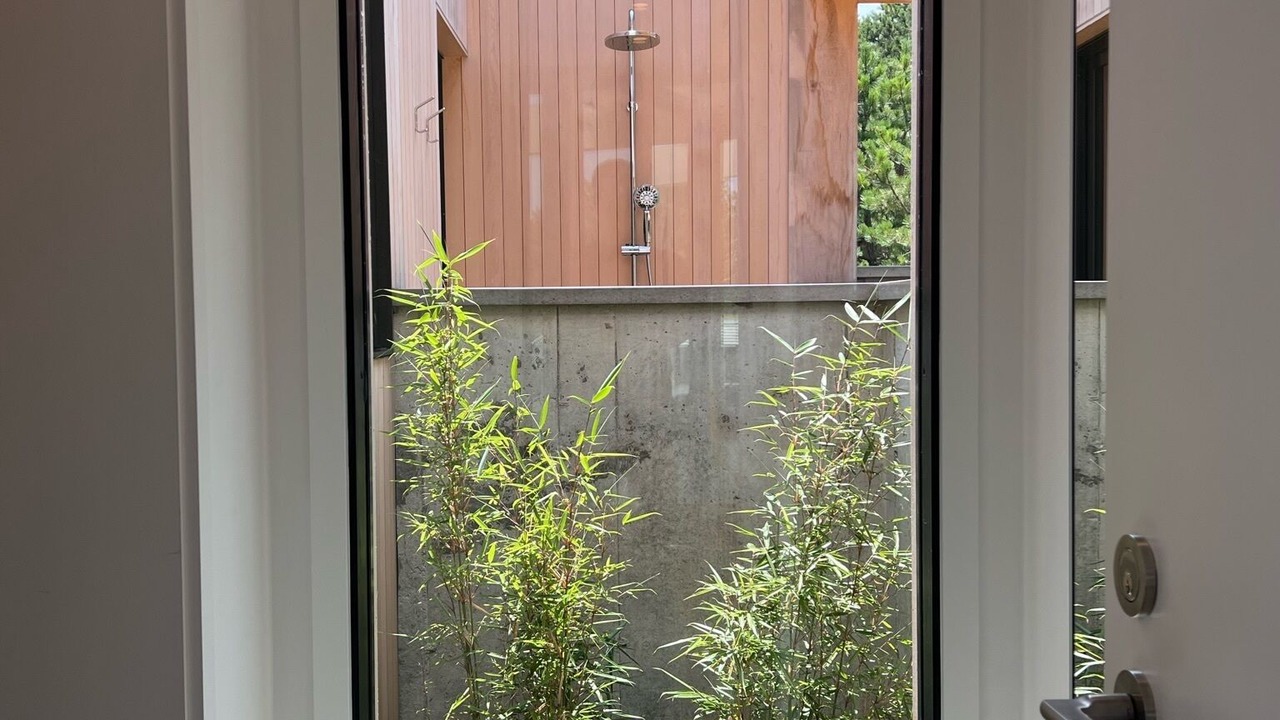 Photo of Others in Indian Neck Heights