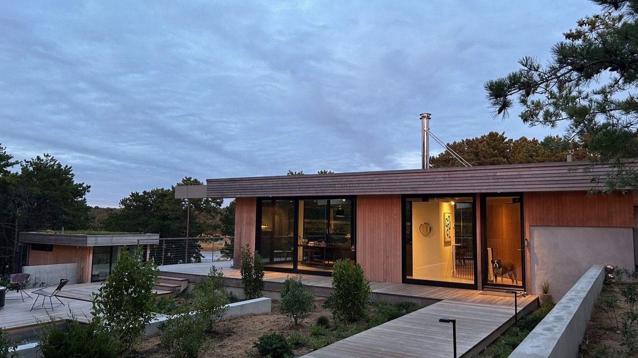 Photo of Patio Balcony in Indian Neck Heights