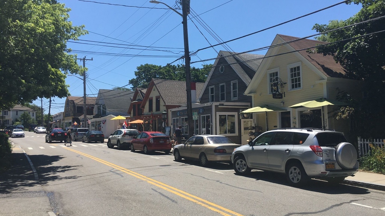 Photo of Others in Indian Neck Heights