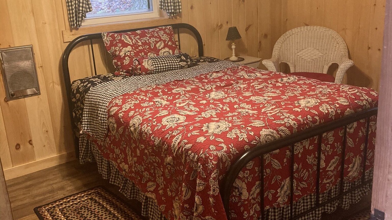 Photo of Bedroom in Lairdsville