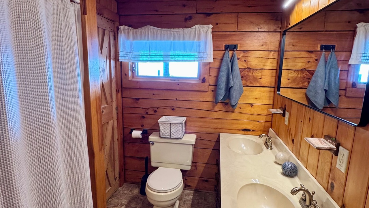 Photo of Bathroom in Fly Creek