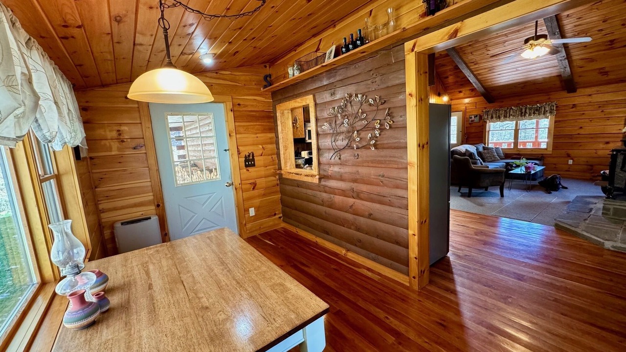 Photo of Bedroom in Fly Creek