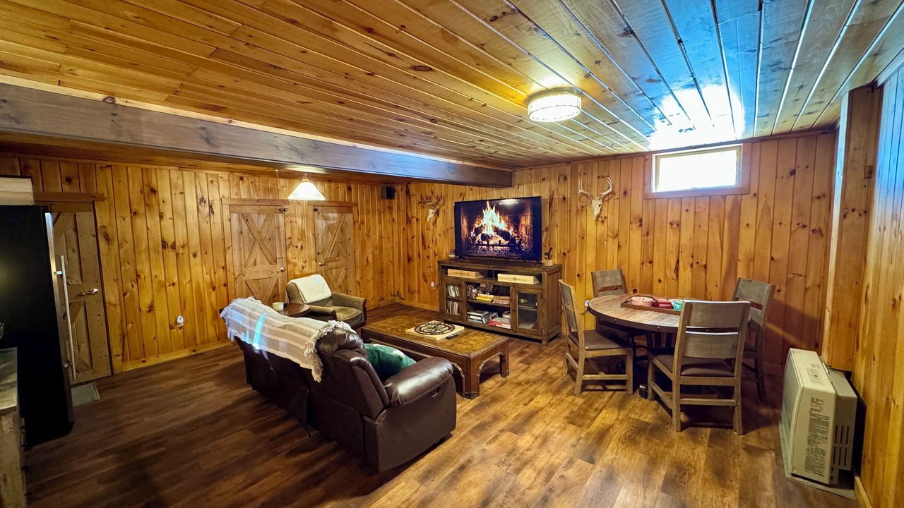 Photo of Livingroom in Fly Creek