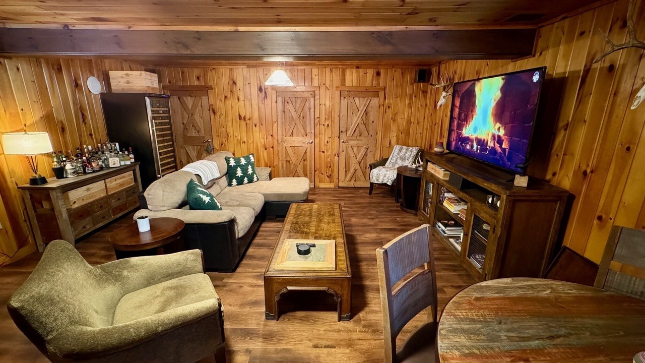 Photo of Bedroom in Fly Creek