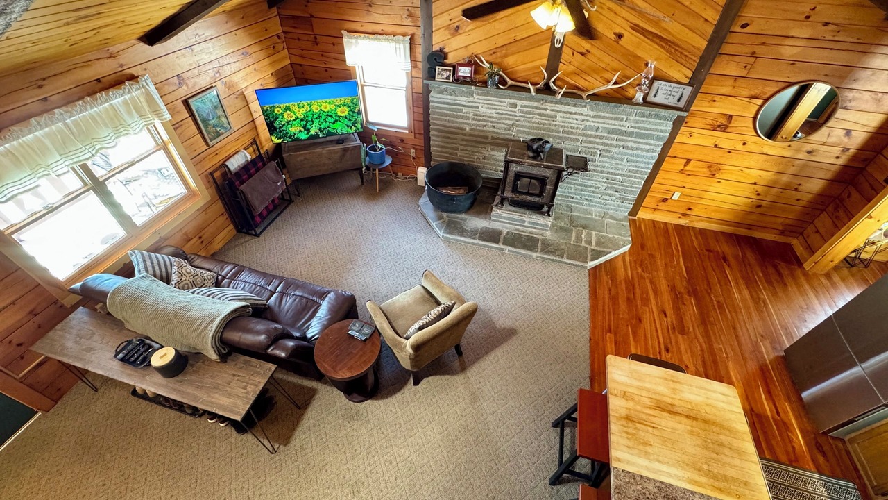 Photo of Livingroom in Fly Creek