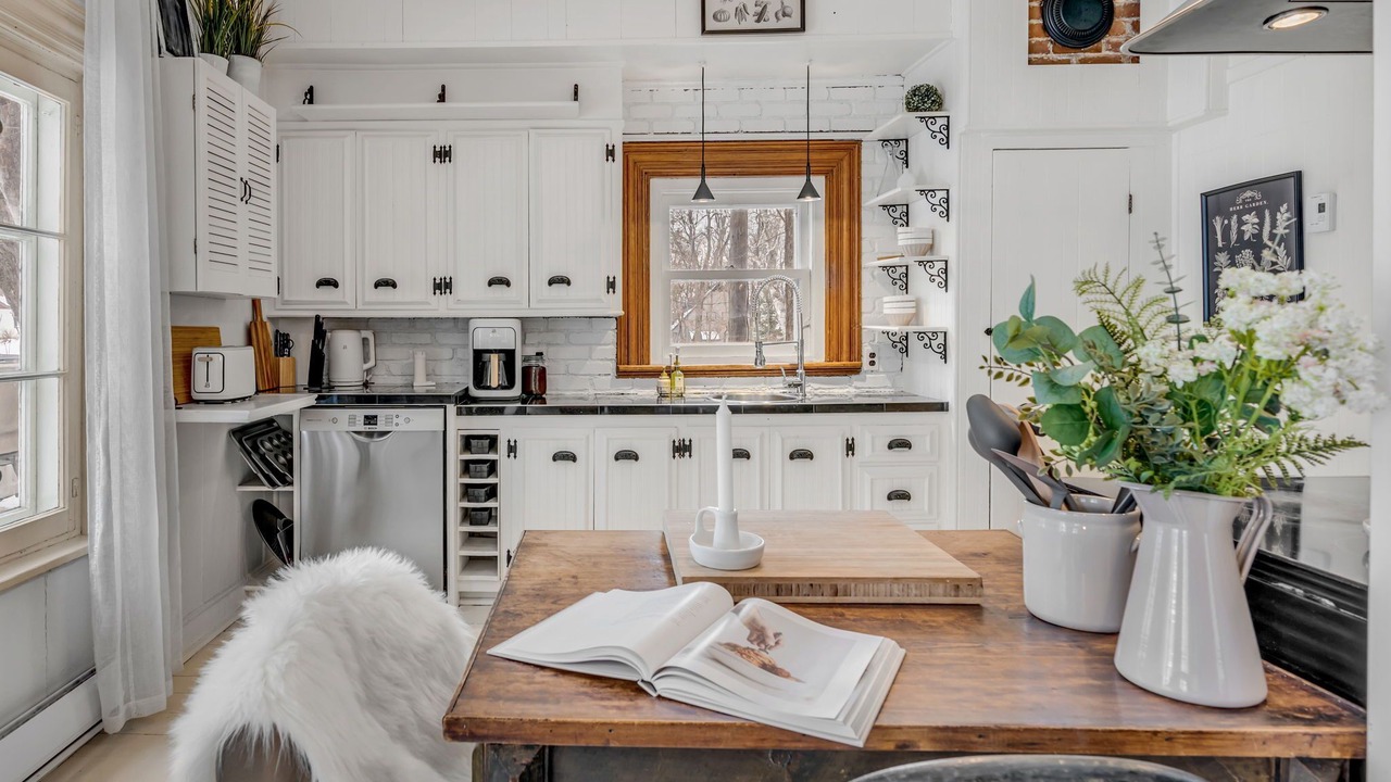 Photo of Kitchen in Saint-Laurent-de-l'ile d'Orleans