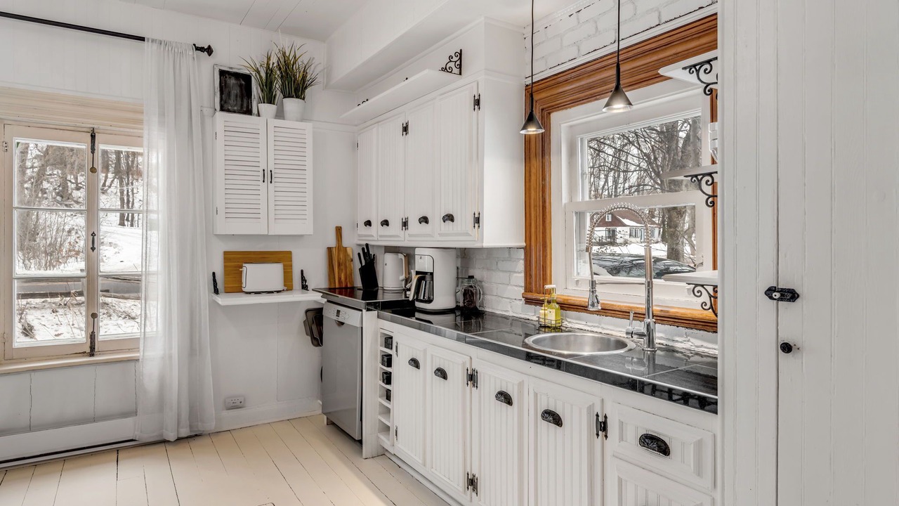 Photo of Kitchen in Saint-Laurent-de-l'ile d'Orleans
