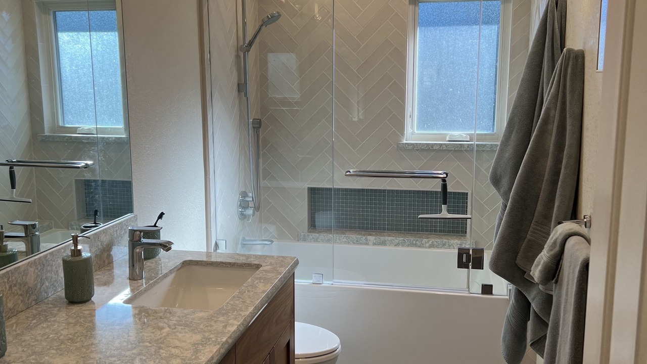 Photo of Bathroom in Waverly Park