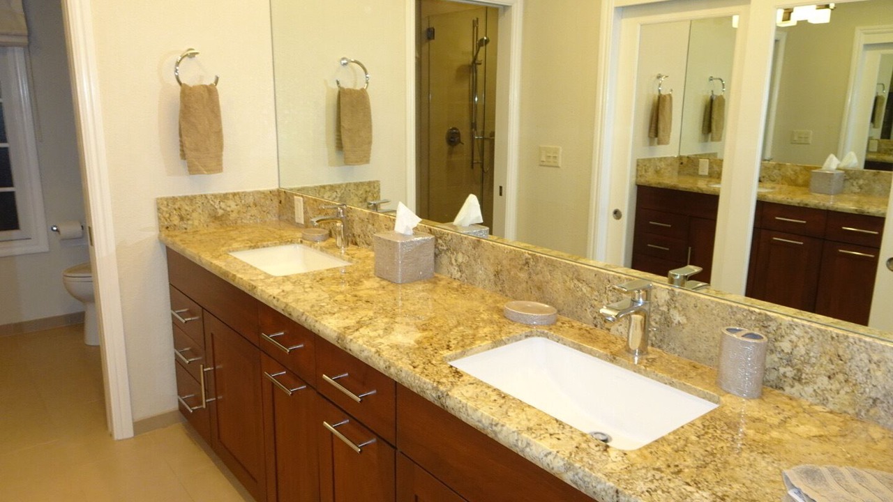 Photo of Bathroom in Waverly Park