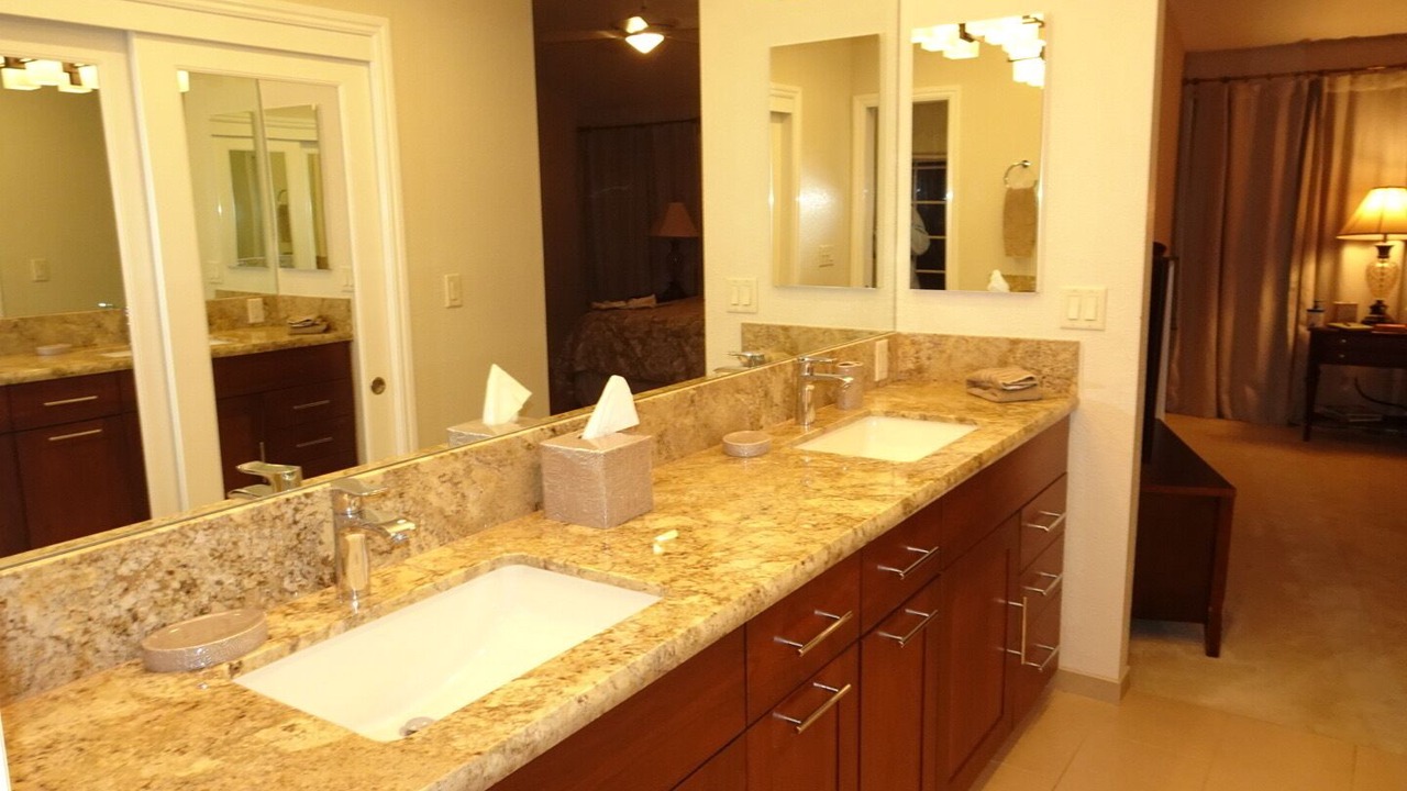 Photo of Bathroom in Waverly Park