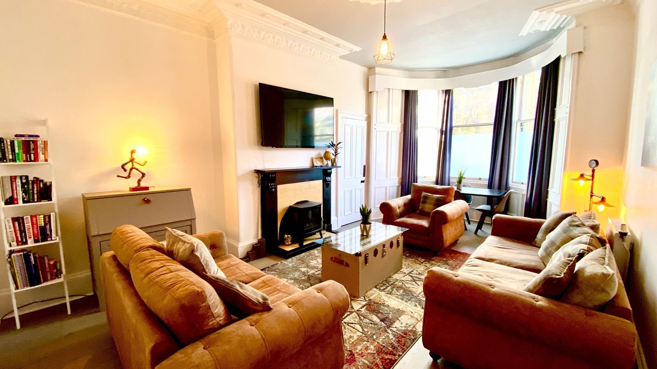 Photo of Livingroom in Paisley