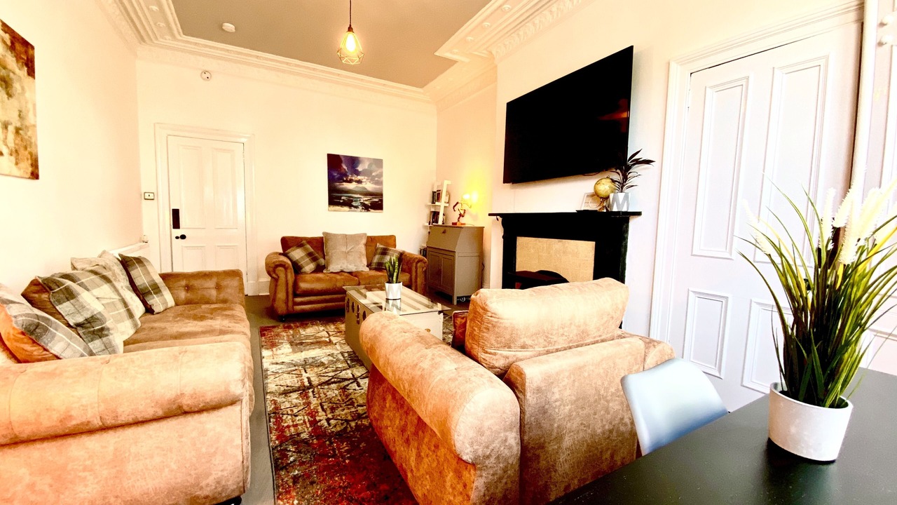 Photo of Livingroom in Paisley