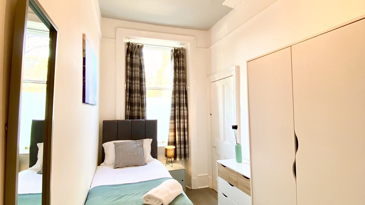 Photo of Bedroom in Paisley