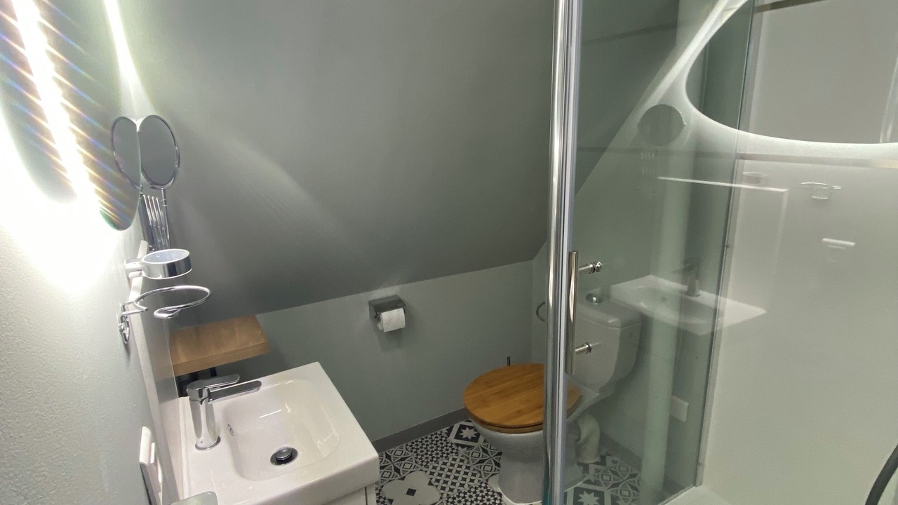 Photo of Bathroom in Villainville