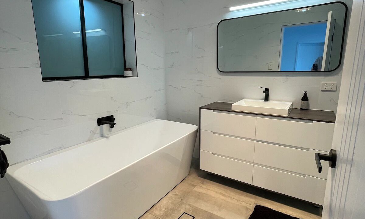 Photo of Bathroom in Oatley