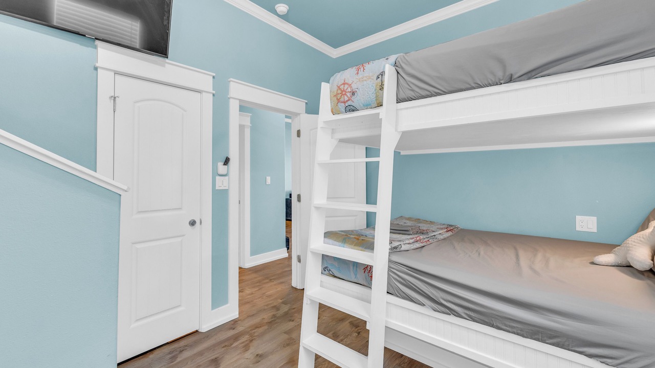 Photo of Bedroom in Port Bolivar