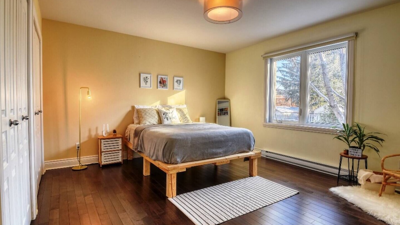 Photo of Bedroom in Pointe-aux-Trembles