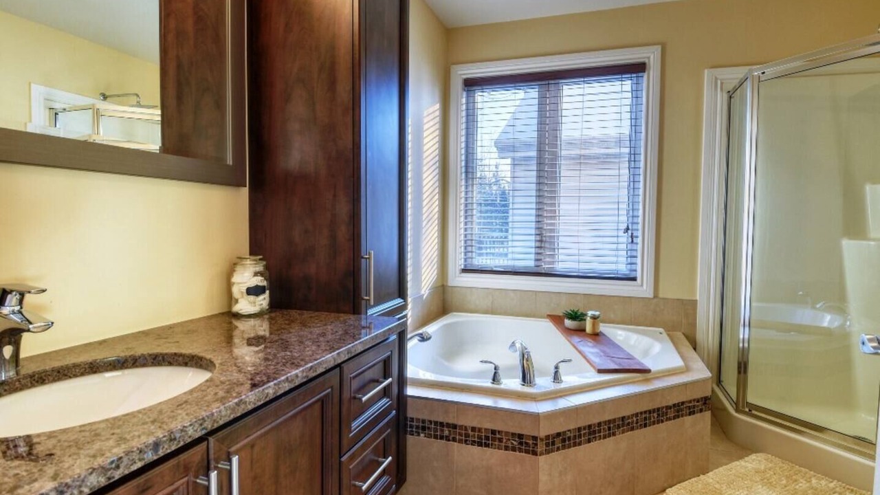 Photo of Bathroom in Pointe-aux-Trembles