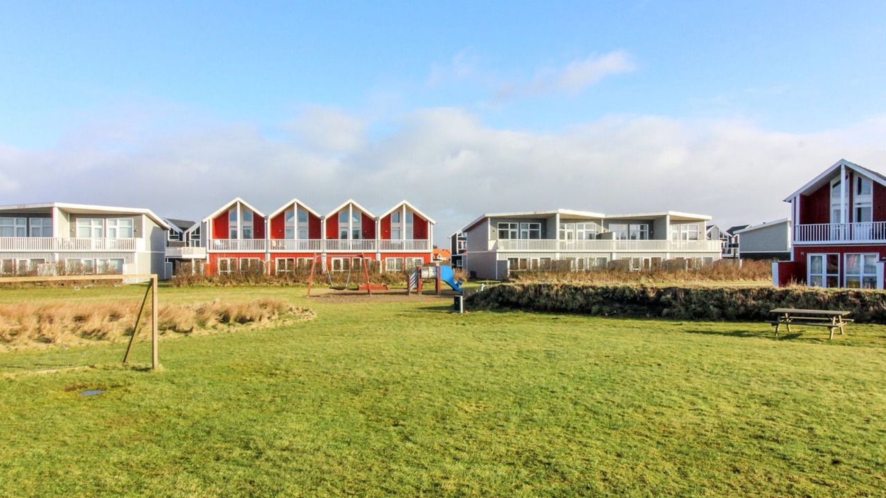 Photo of Others in Lokken