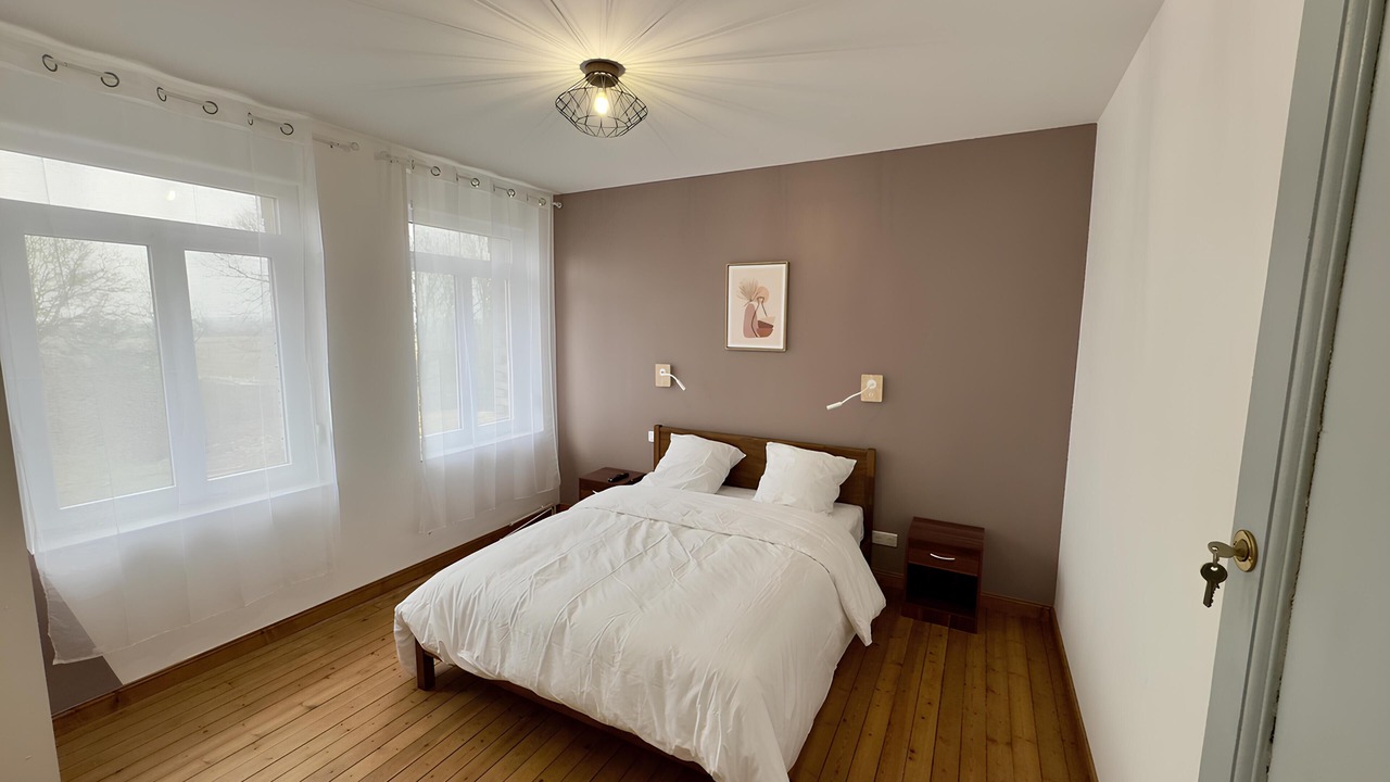 Photo of Bedroom in Epehy