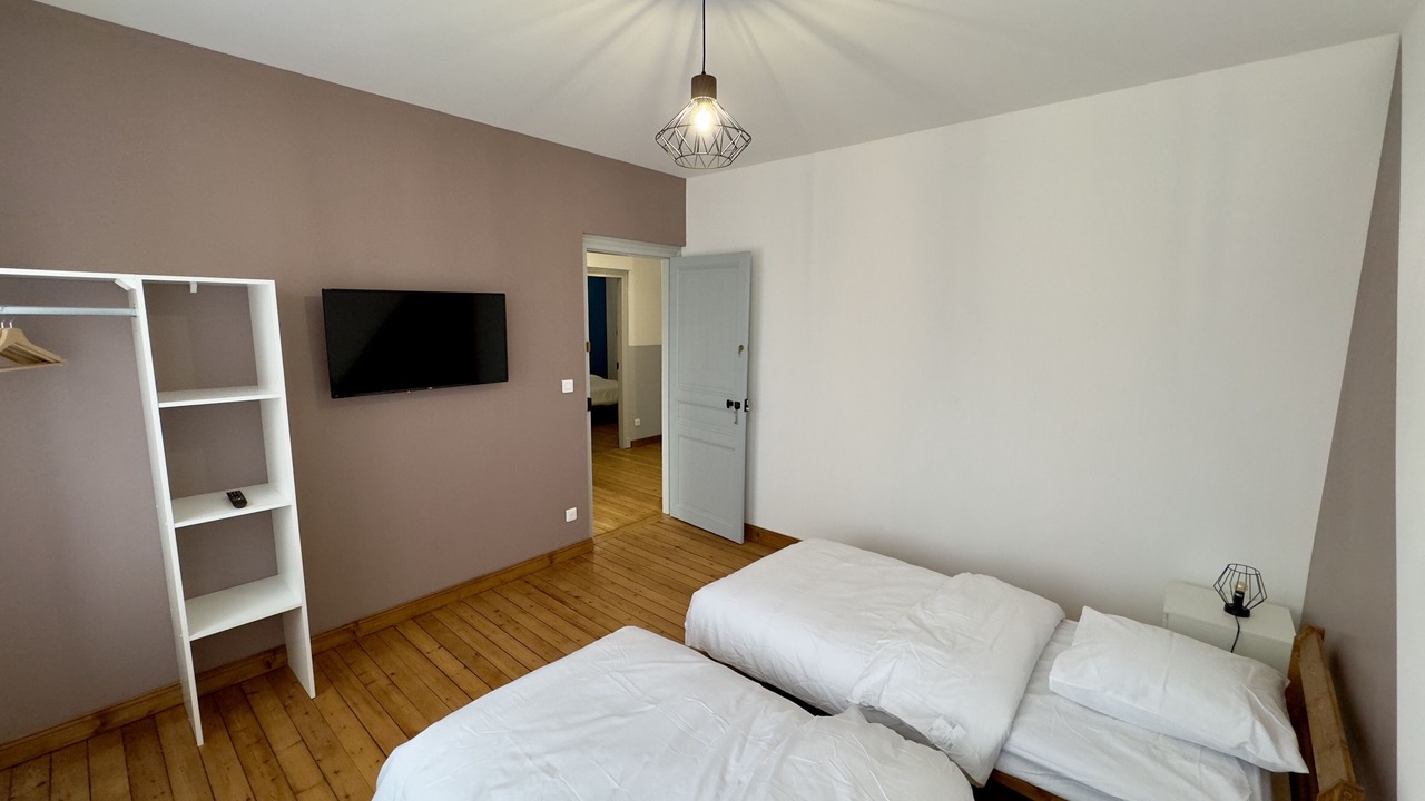 Photo of Bedroom in Epehy