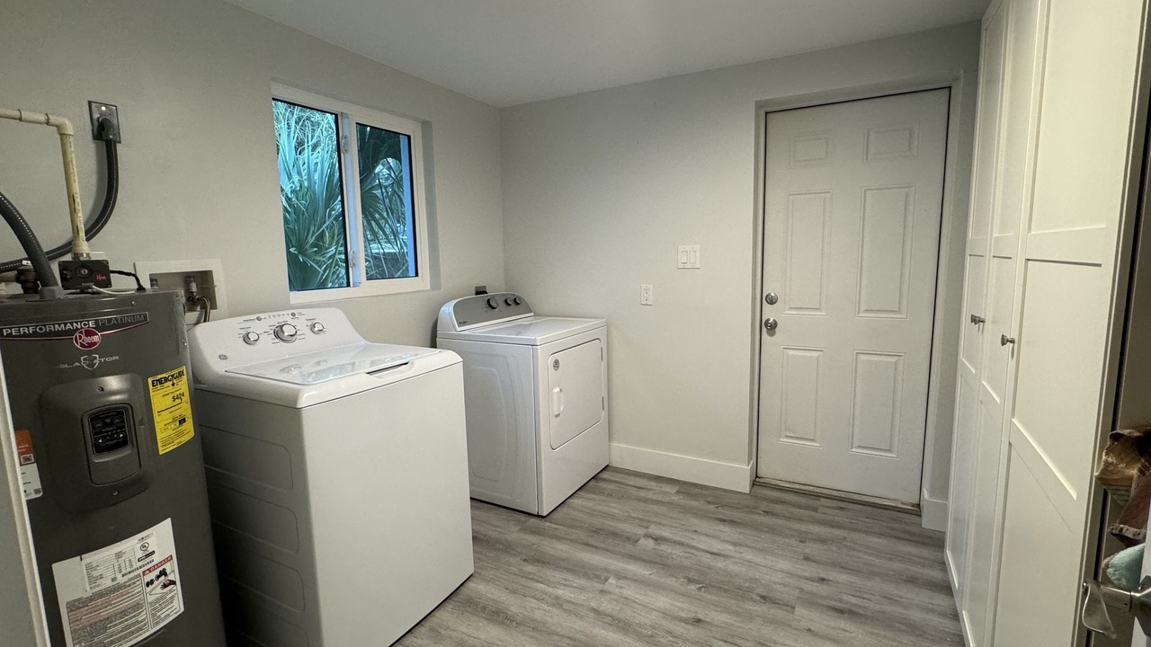 Photo of Others in Laurel