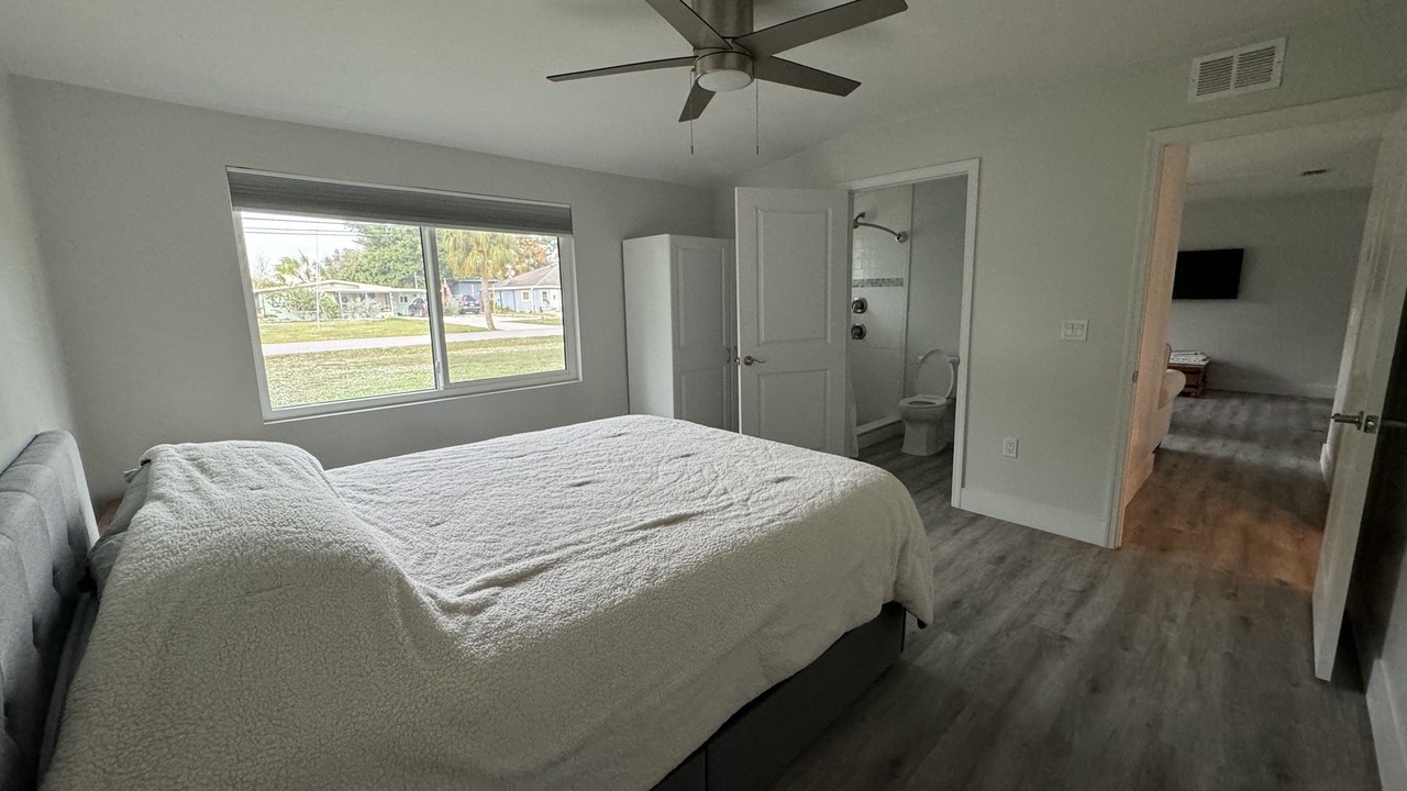 Photo of Bedroom in Laurel