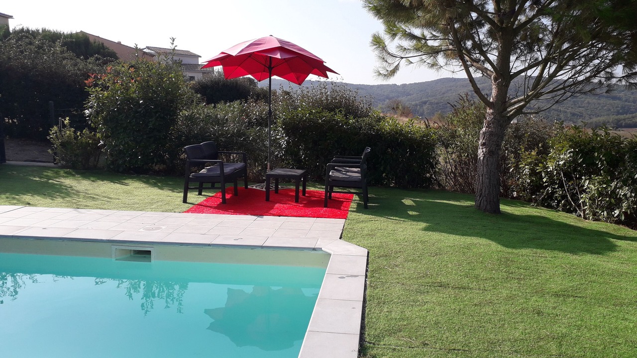 Photo of Outdoor in Montclar