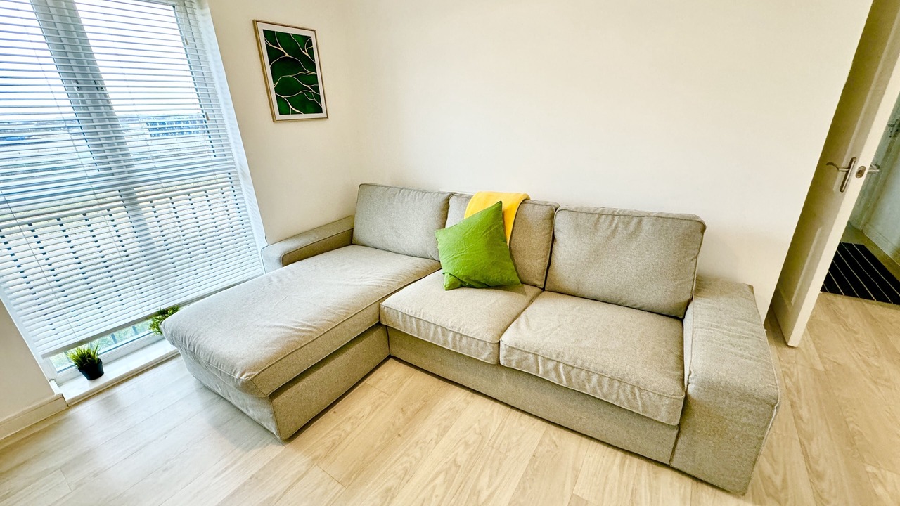 Photo of Livingroom in Patchway