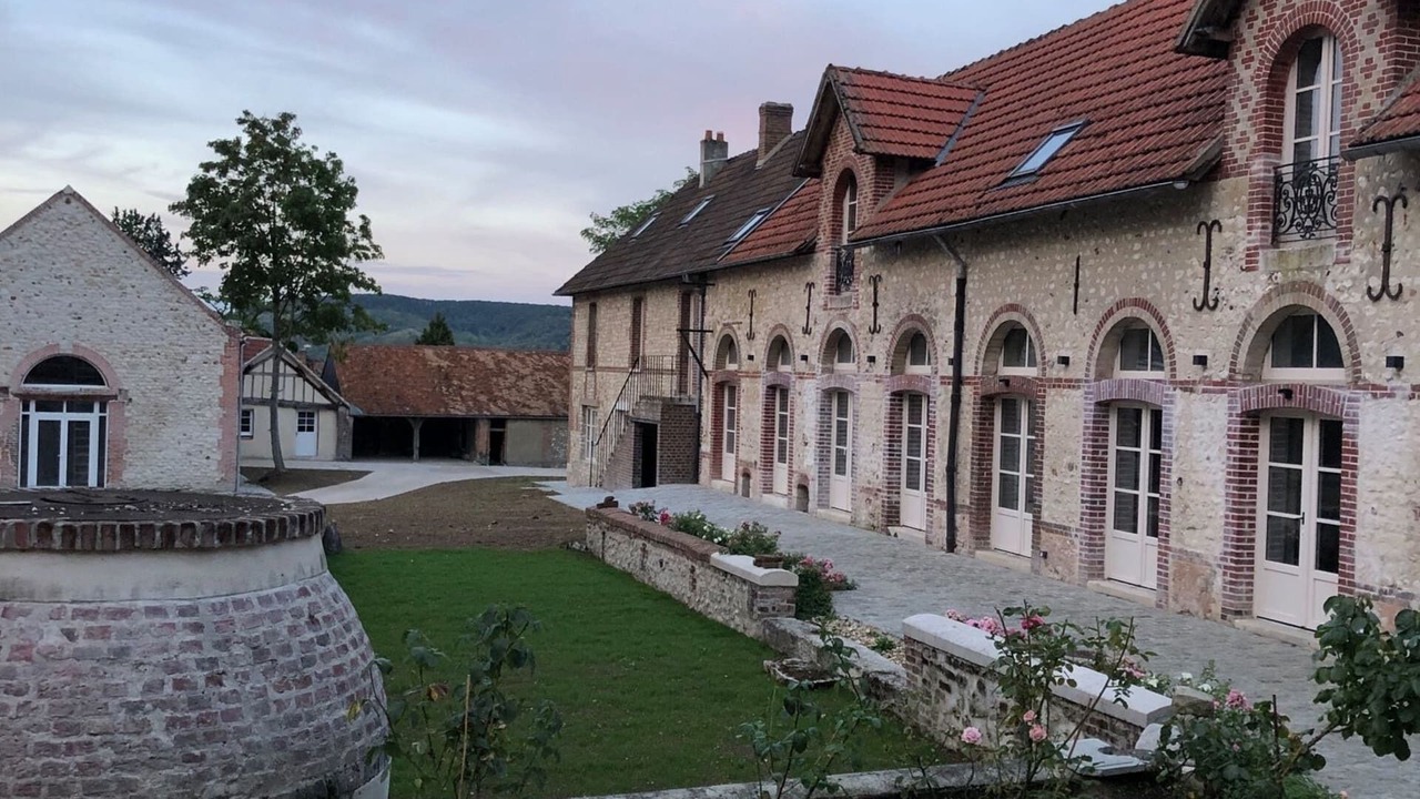 Photo of Outdoor in Tosny