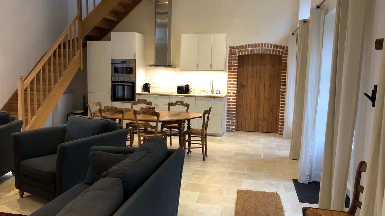 Photo of Others in Tosny