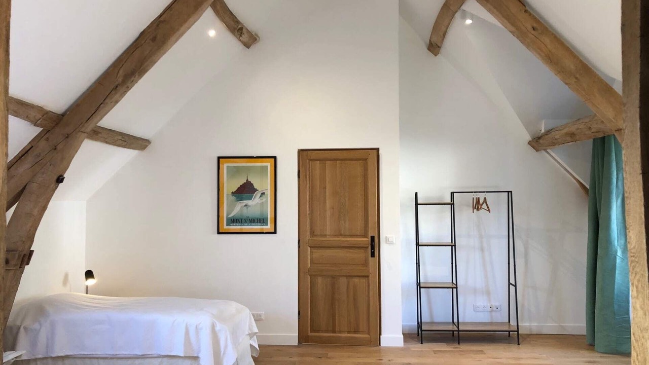 Photo of Bedroom in Tosny