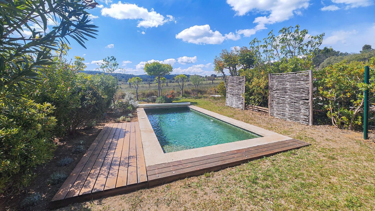 Photo of Outdoor in Jonquieres