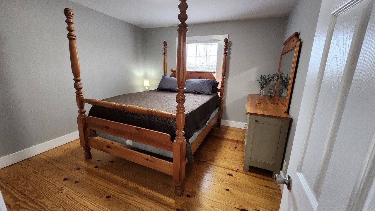 Photo of Bedroom in Sweetwater
