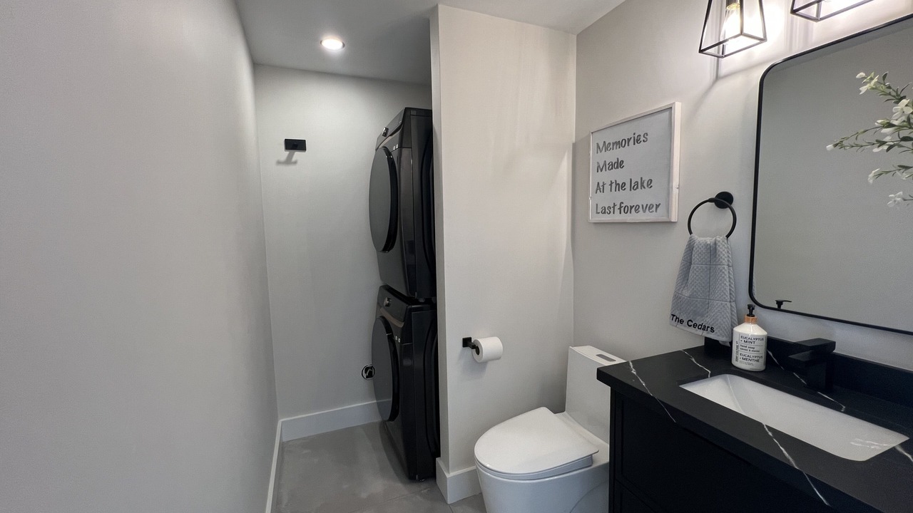 Photo of Bathroom in Dysart et al