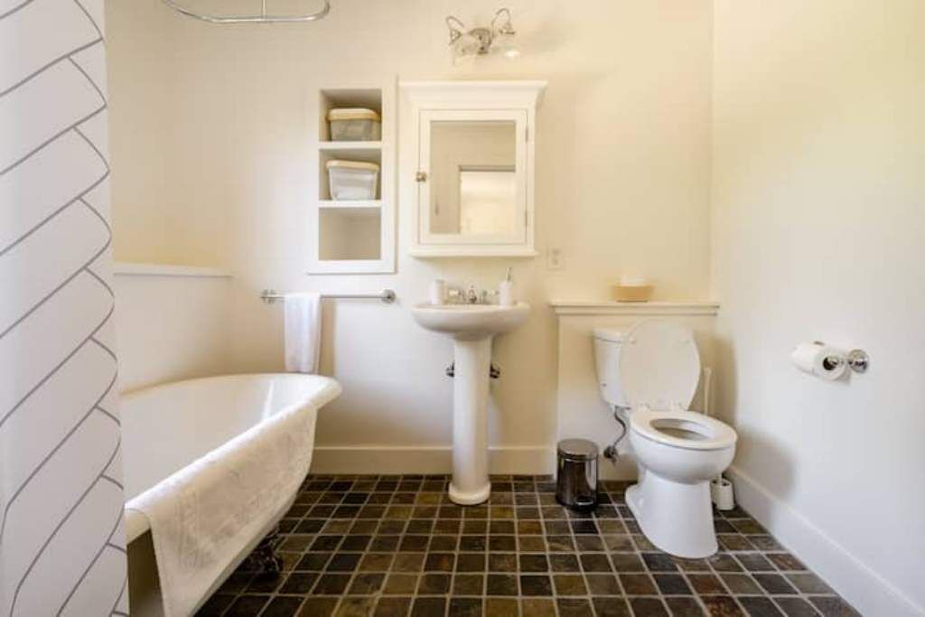 Photo of Bathroom in Fetters Hot Springs-Agua Caliente