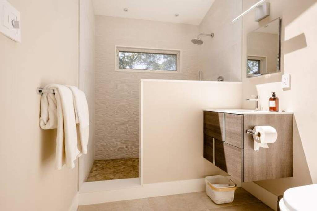 Photo of Bathroom in Fetters Hot Springs-Agua Caliente