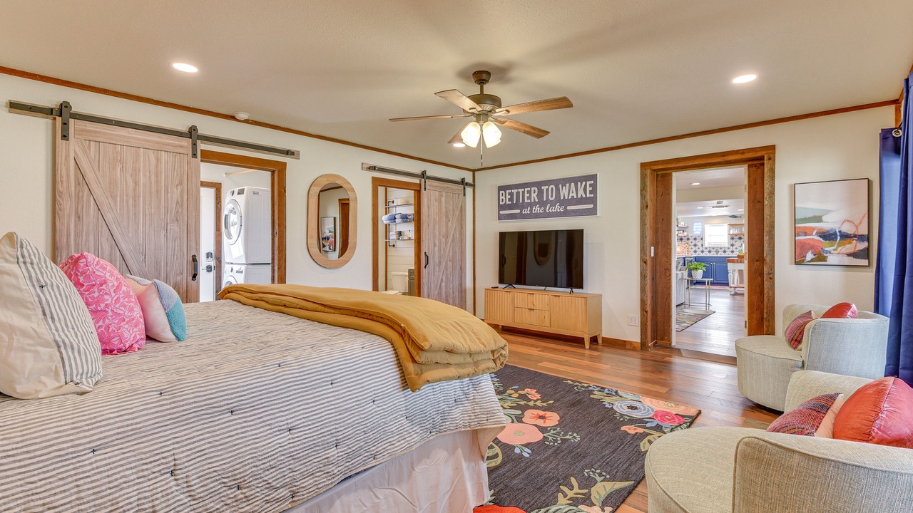Photo of Bedroom in Graford