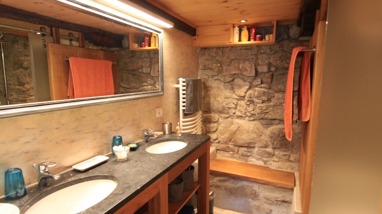 Photo of Bathroom in Vers L'Eglise
