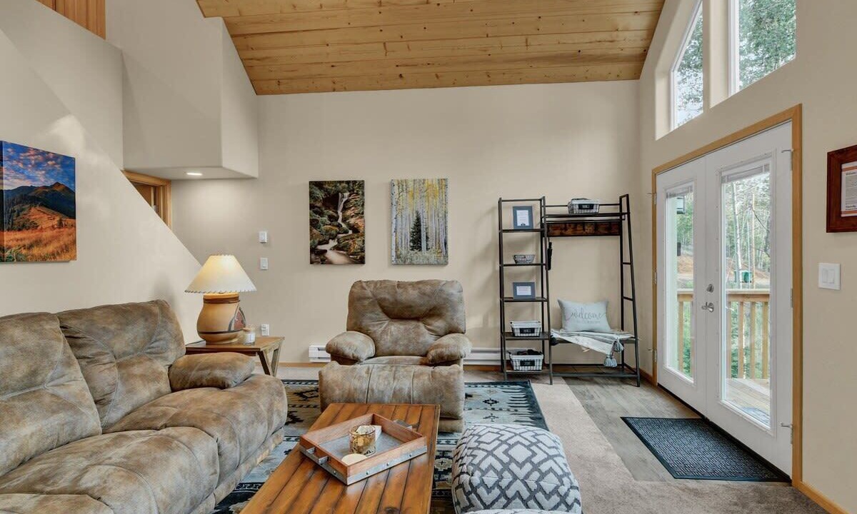 Photo of Bedroom in Woodland Park