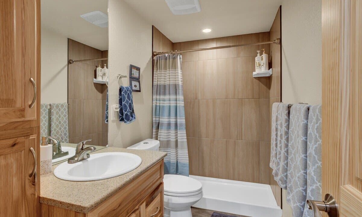 Photo of Bathroom in Woodland Park