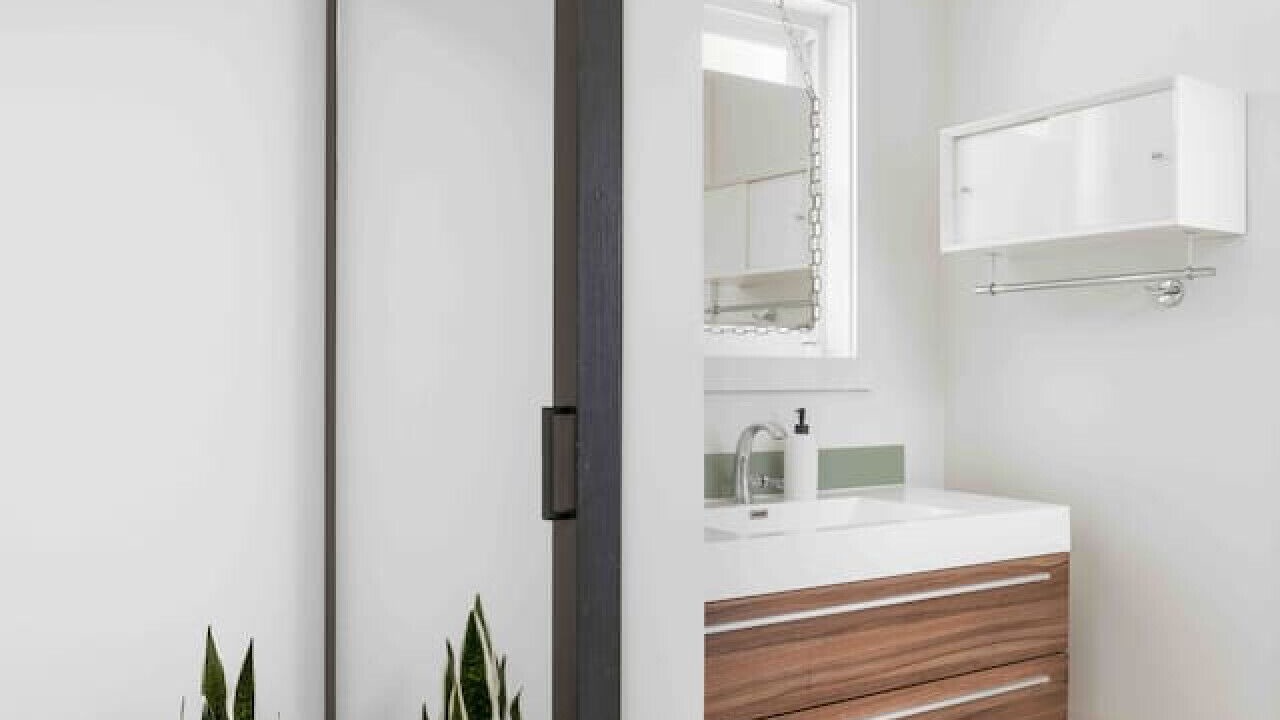 Photo of Bathroom in Greater South River City