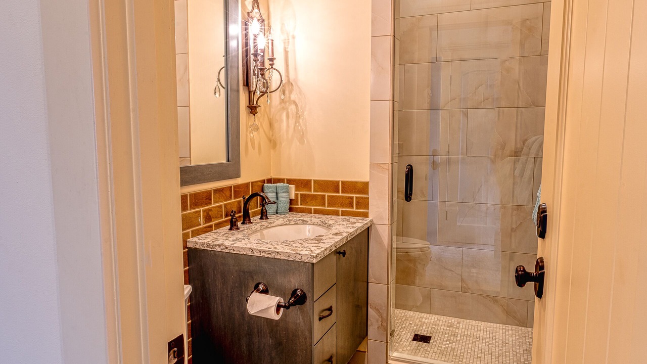Photo of Bathroom in Ardenvoir