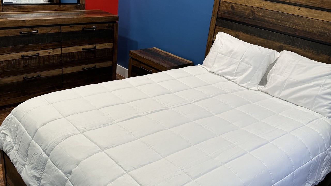 Photo of Bedroom in Sunrise