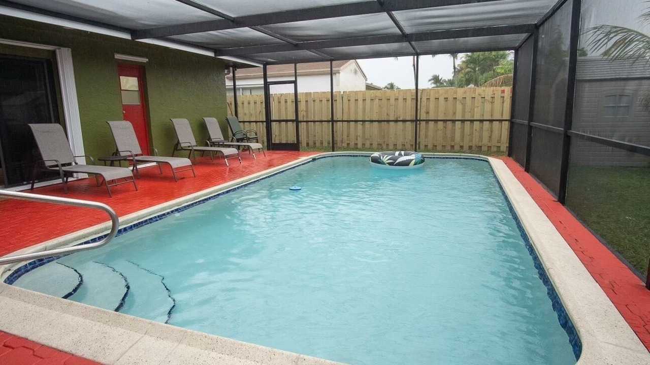 Photo of Outdoor in Sunrise