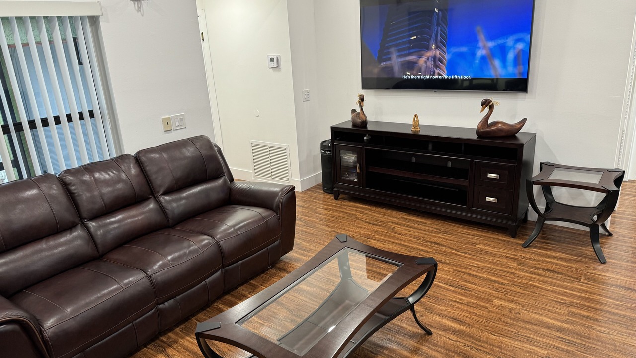 Photo of Livingroom in Sunrise